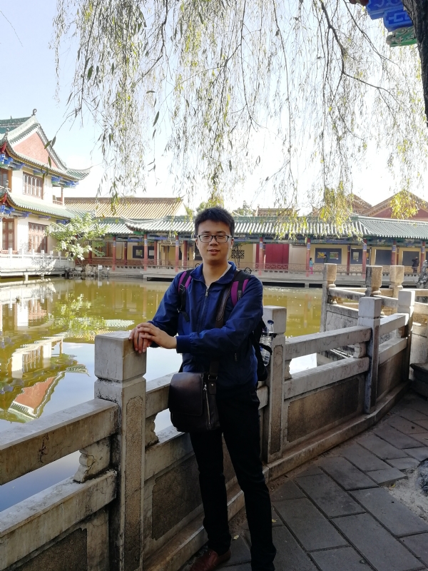 Lee的第一张照片--六盘水王婆说媒